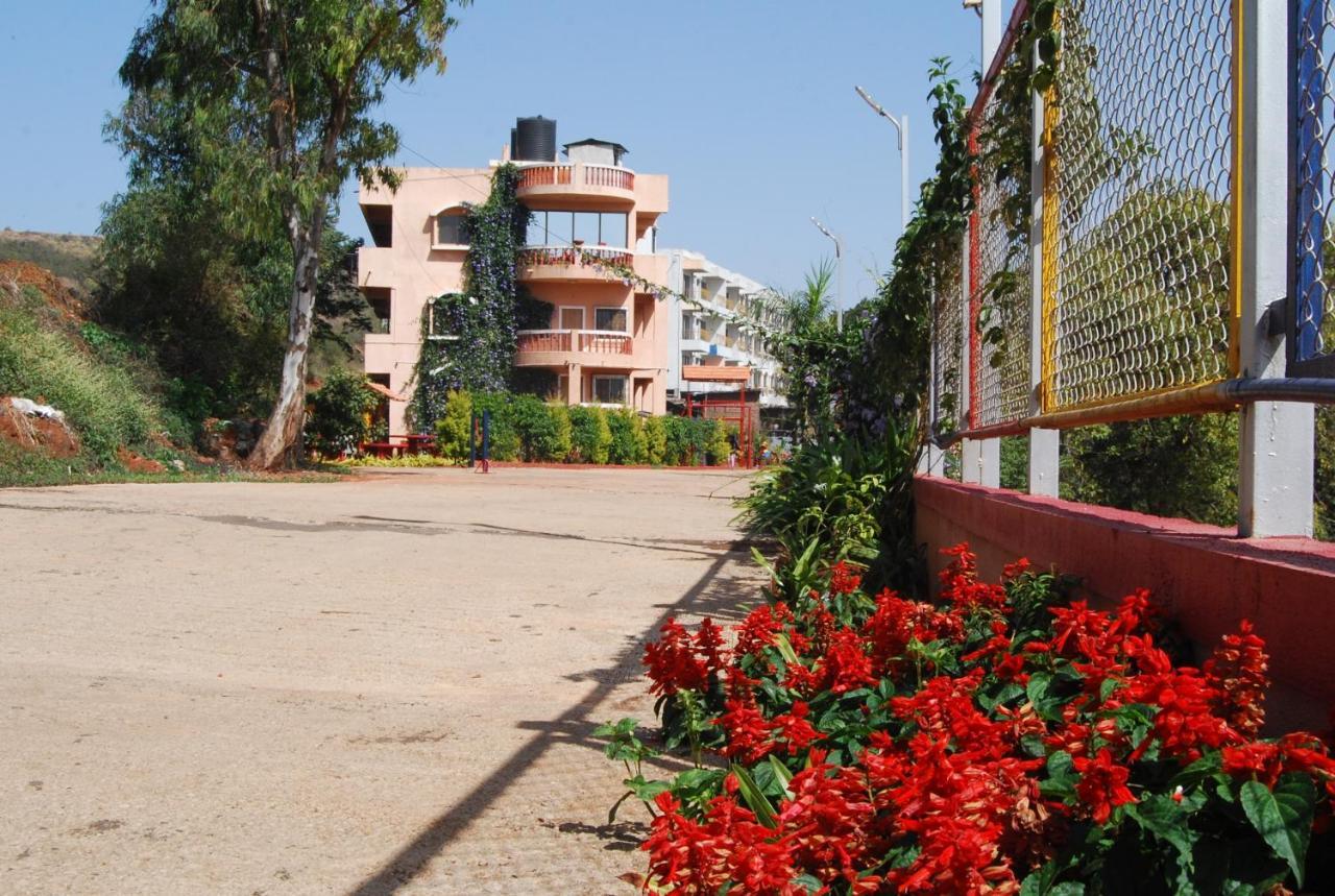 Quinte Hills Residency Villa Panchgani Luaran gambar