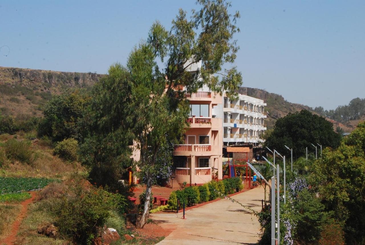 Quinte Hills Residency Villa Panchgani Luaran gambar