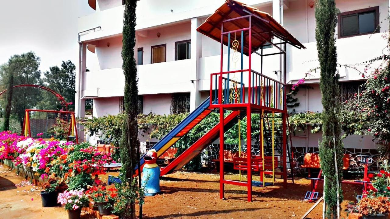 Quinte Hills Residency Villa Panchgani Luaran gambar