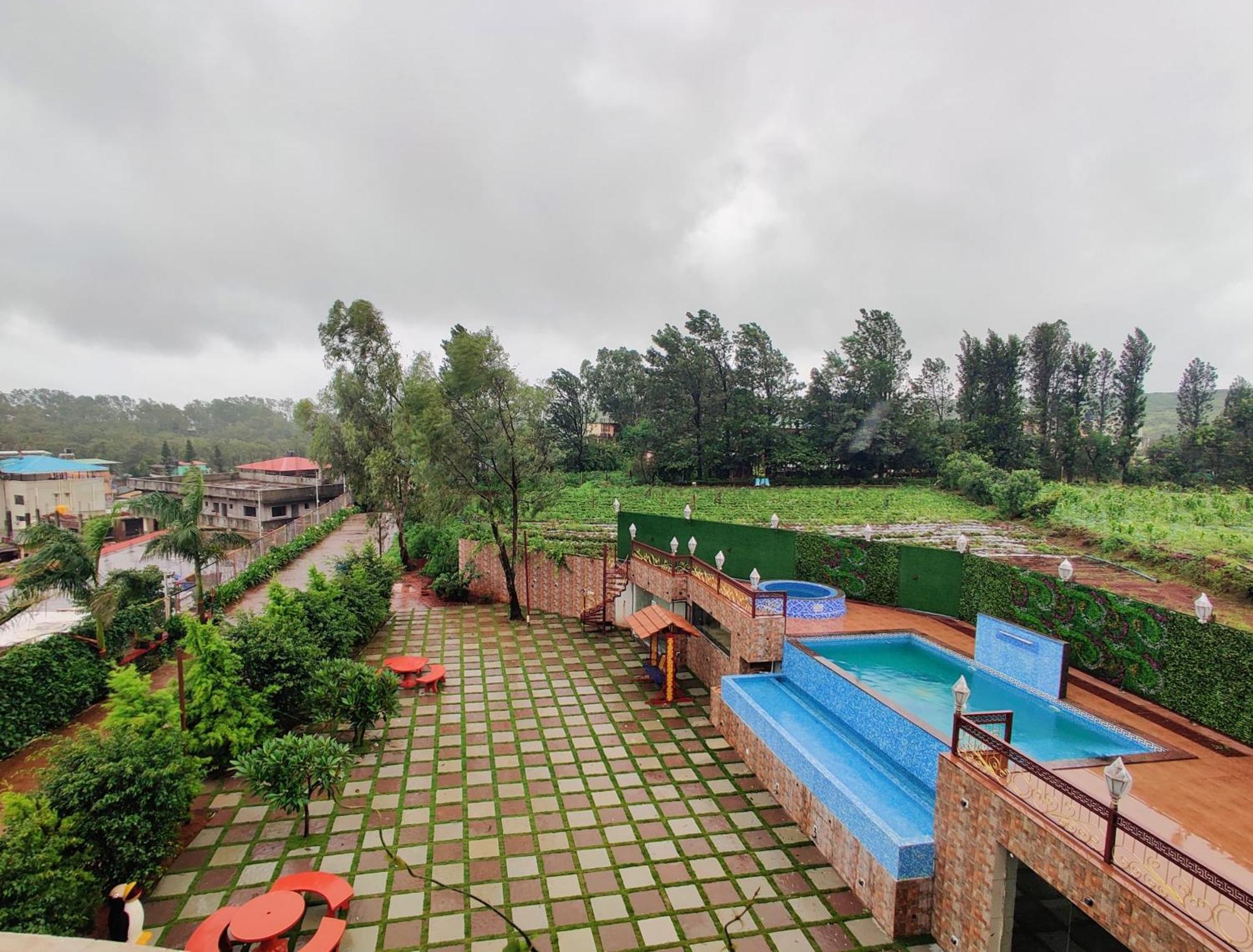 Quinte Hills Residency Villa Panchgani Luaran gambar